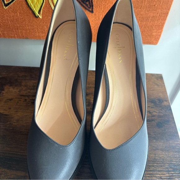 Cole Haan| ‘Chelsea’ Dark Grey Platform 4” Pumps Sz 8.5 - Picture 2 of 11